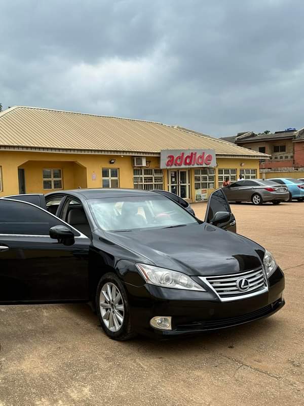 A picture of  REGISTERED LEXUS ES350 2012 Moon roof Reverse Camera Interior