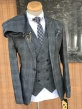 suits