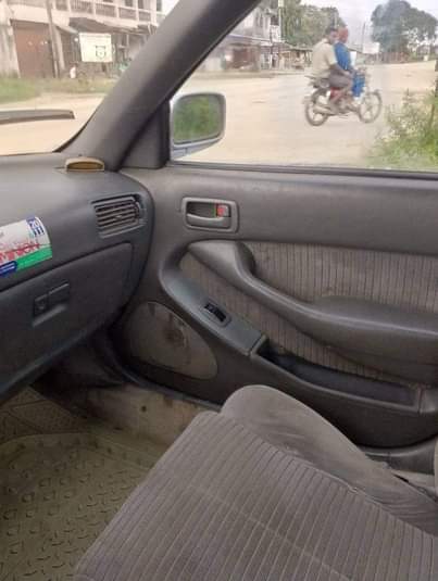 A picture of 2001 Toyota Camry First body Automatic Engine AC is not