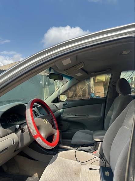 A picture of Toyota Camry 2004