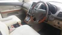 A picture of 2006 Toyota Harrier Kawundo