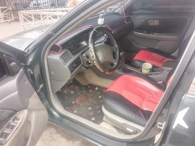 A picture of 2001 Toyota Camry drop light 