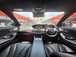 A picture of Model Benz S500