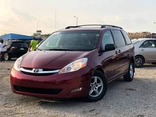 A picture of An Extremely Clean Used Toyota Sienna 2008 Model With Original
