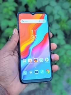 A picture of INFINIX HOT