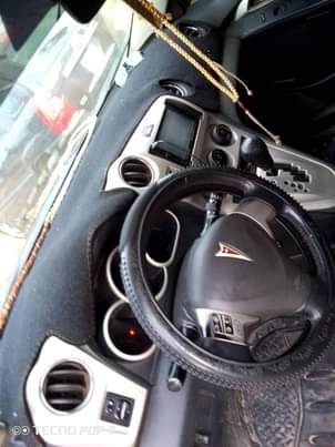 A picture of Pontiac Vibe 2010 Model