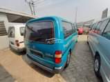 A picture of 2000 Toyota HIACE