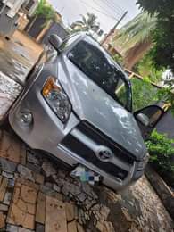 A picture of Few months used 2010 Toyota Rav4 Limited Edition Keyless entry