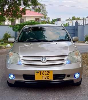 used toyota ist