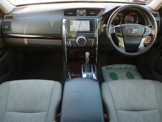 A picture of 2010 Toyota mark x