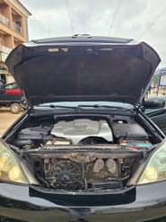 A picture of Super clean Lexus GX470 full option Highly Maintained engine gear