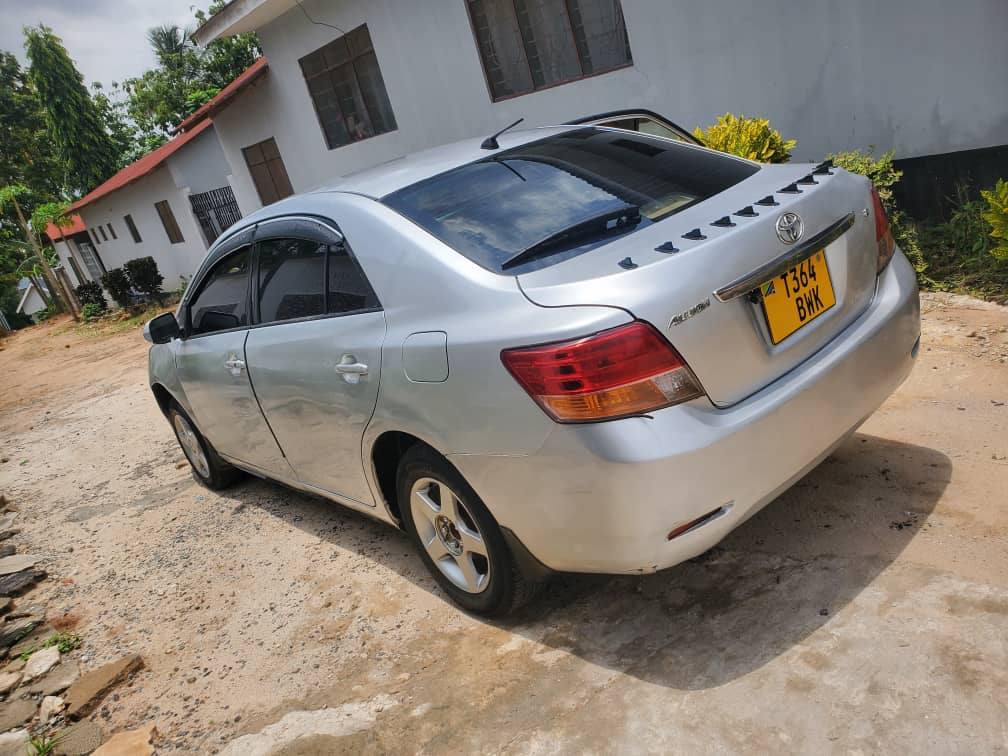 A picture of Toyota allion