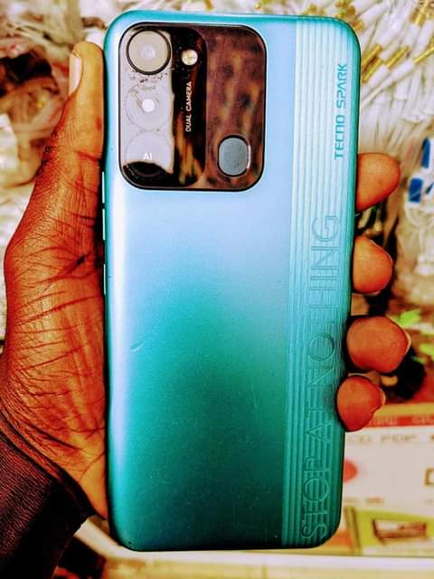 tecno spark