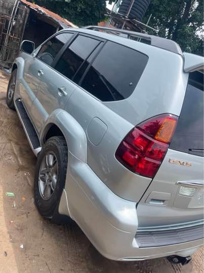 A picture of Very very clean Gx470 as clean as tokunbo Nothing to