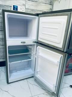 A picture of Nina uza frj Ina gandsha na kupoza Bei 355 tu