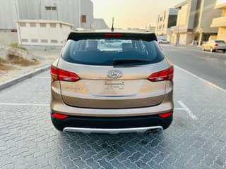 A picture of Hyundai Santa Fe 2014 gcc watsapp 0551513562