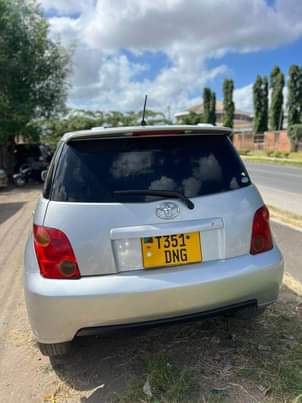 used toyota ist