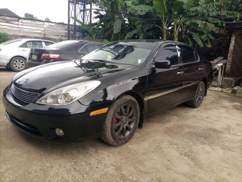 A picture of Fastest finger Lexus ES 330 Engine okay Gear untempered A