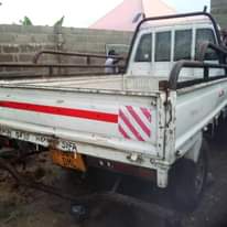 A picture of LiteAce Pickup 4 wheel