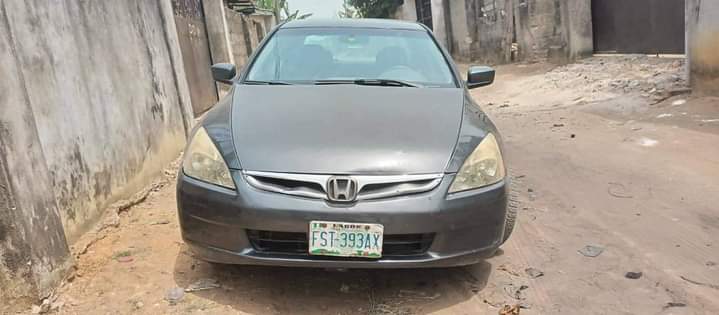 A picture of 2007 Honda 2007 15