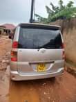 A picture of Toyota noah