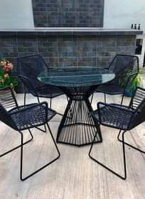 A picture of Outdoor furniture
