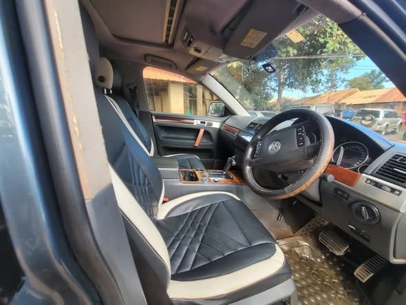 A picture of Volkswagen Touareg
