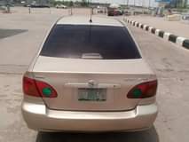 A picture of 2004 Corolla 04