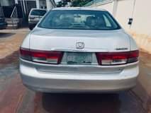 A picture of Brand Honda Model Accord 4plug Year 2004 Painted Amount 1