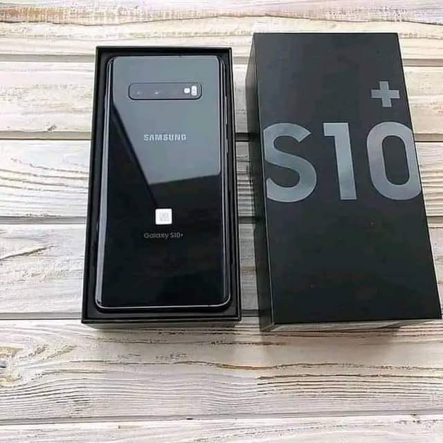 A picture of Samsung galaxy s10 plus