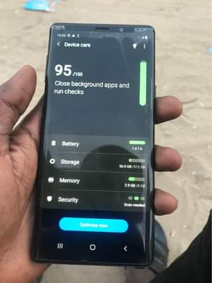 A picture of Samsung note 9 plus