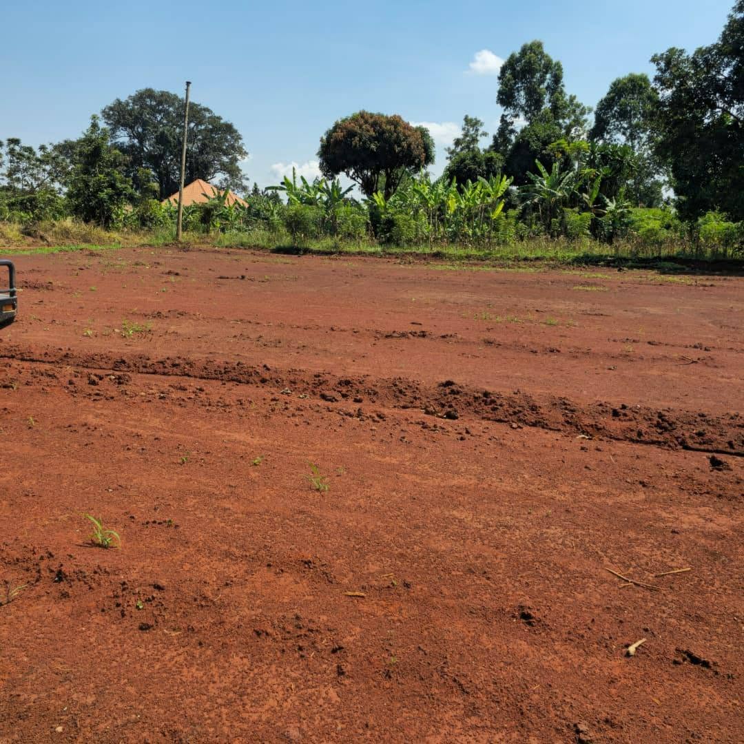 A picture of ESTATE PLOTS FORSALE IN BUSIKA GAYAZA t 18M UGX