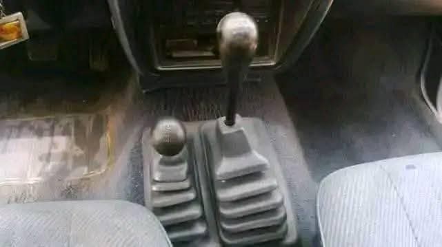 A picture of Nissan pickup