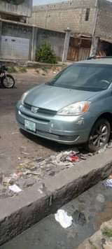 A picture of 2006 Toyota Sienna