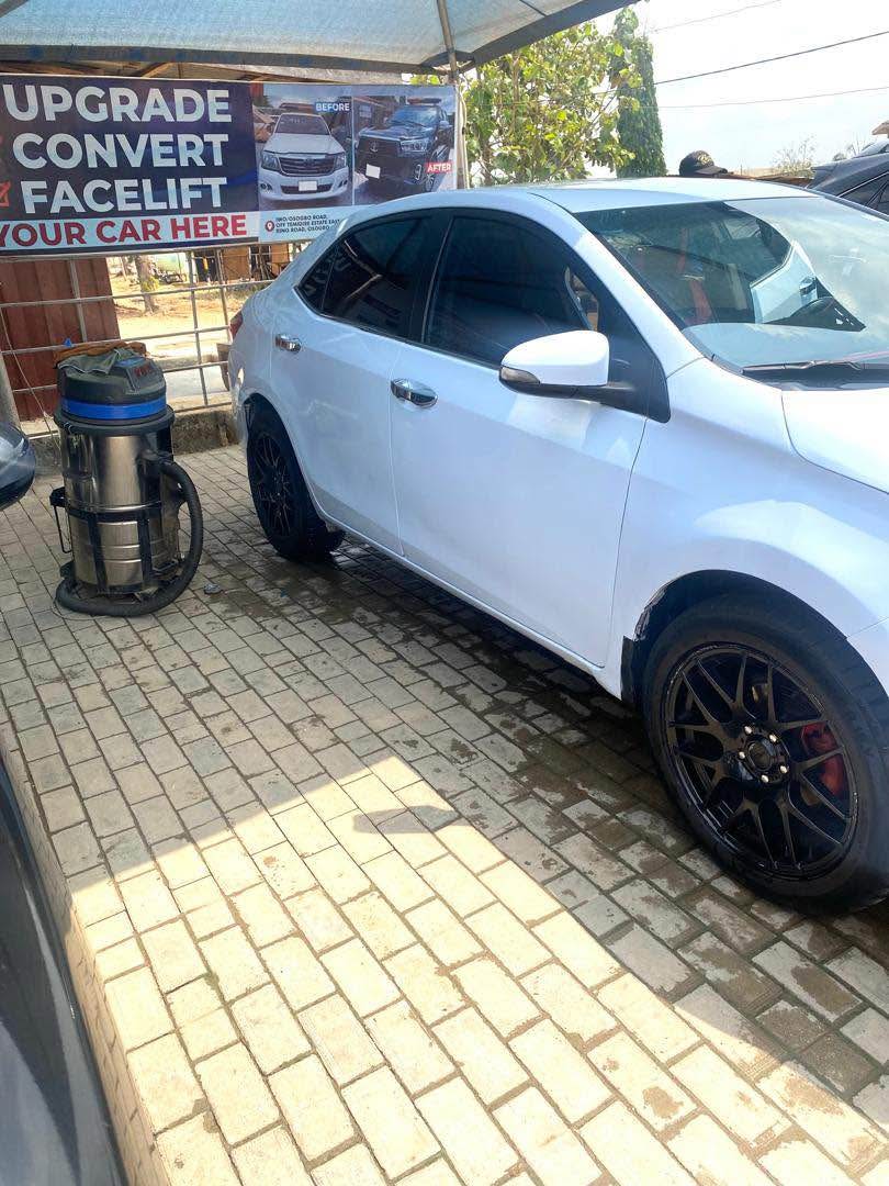 A picture of 2016 Toyota Corolla bought brand new