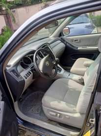 A picture of 2005 Toyota highlander