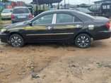 A picture of 2004 Toyota camry
