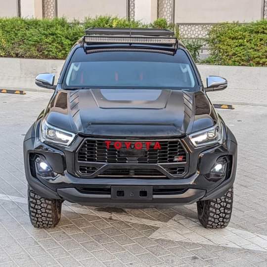 used toyota hilux