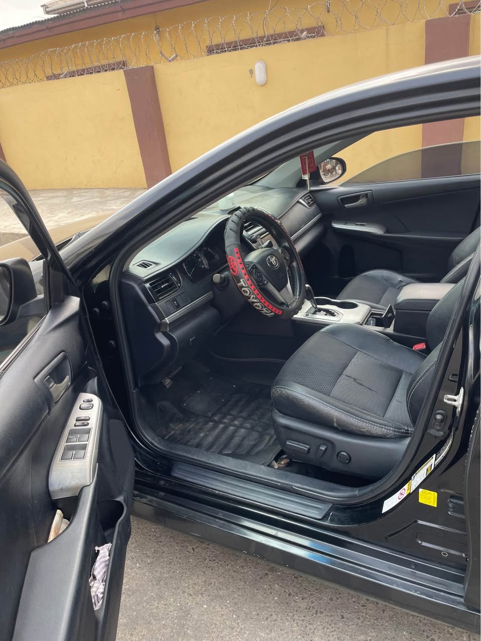 A picture of Toyota Camry 2013