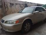 A picture of Toyota Camry 2001 envelope