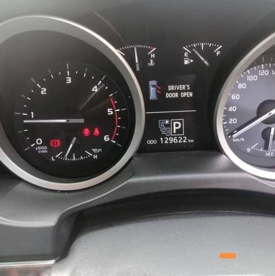A picture of Land cruiser v8