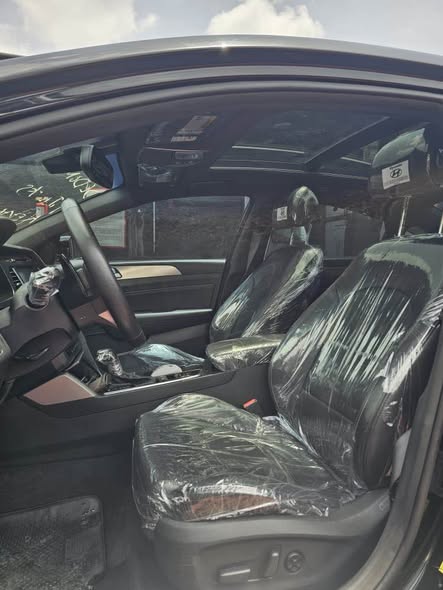 A picture of Hyundai Sonata 2016