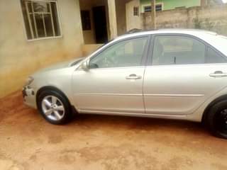 A picture of Toyota Camry 2 4