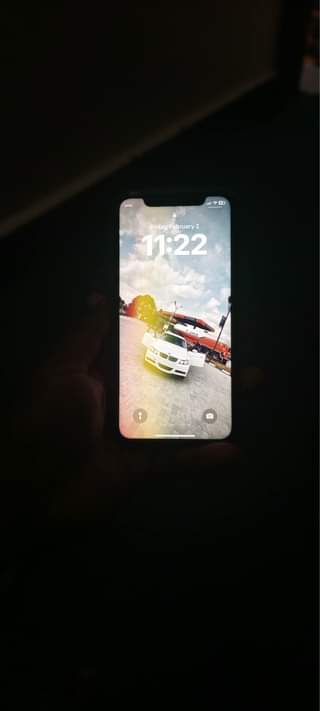 A picture of Iphone 11 Gb 128 Battery 85 Mpya kabisa imenyooka sana