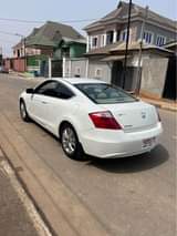 A picture of 2008 honda accord coupe