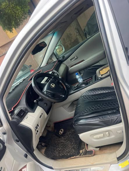 A picture of Lexus Rx 350 2010