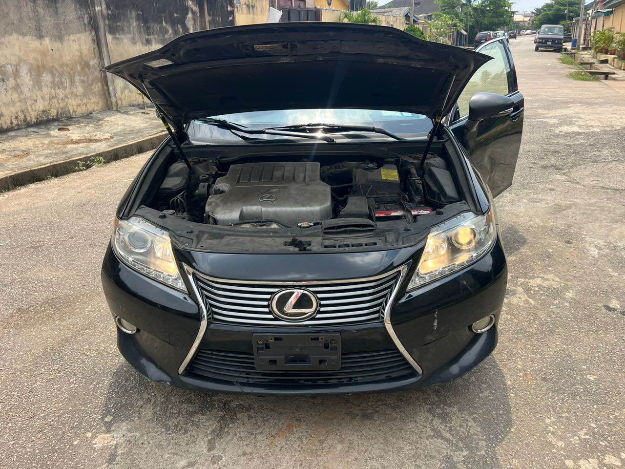 A picture of Up for sale is a foreign used 2015 Lexus ES