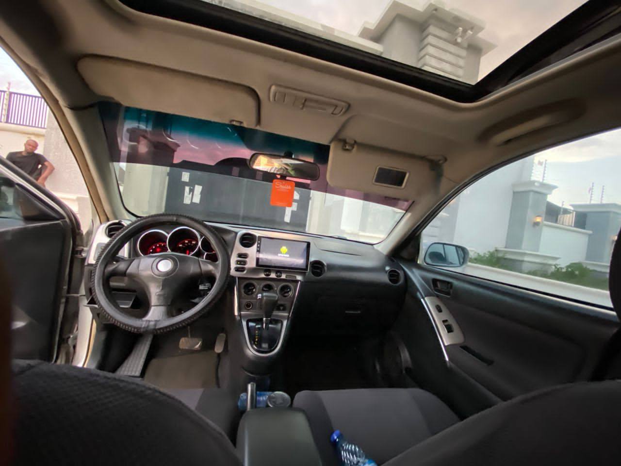 A picture of Pontiac vibe
