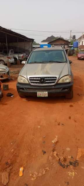 A picture of Serious Dealers this ML320 is going for 1 5m in