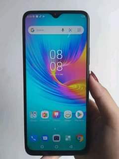 A picture of INFINIX HOT 10 LITE